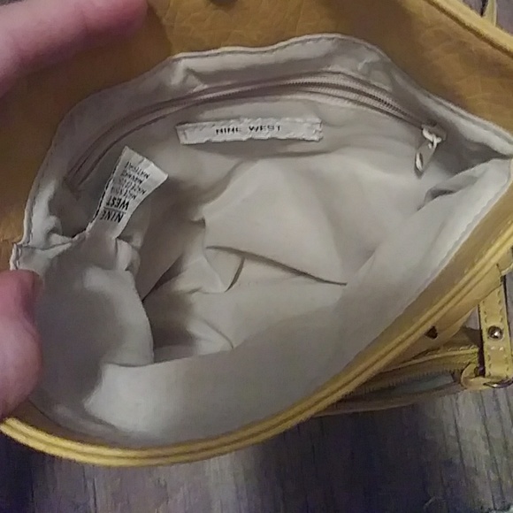 Purse - Picture 4 of 4